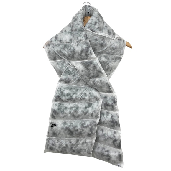 NWT Nike Insulated Scarf Marble White Gray - Picture 1 of 13